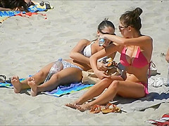 Awesome Bikini Tits 2!