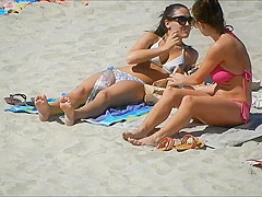 Awesome Bikini Tits 2!