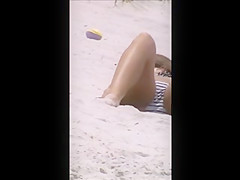 hot milf beach crotch shot 110, ok cameltoe