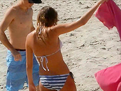 Hot Blonde Bikini Teen!