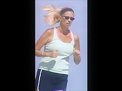 beach milf spy jiggly tit slow motion 56