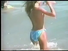 Topless Girl in the Beach - Voyeur