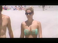 hot teen beach voyeur jiggly tits 6