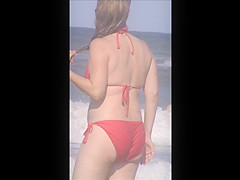candid beach milf spy jiggly tits 20 see thru top