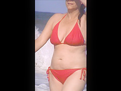 candid beach milf spy jiggly tits 20 see thru top