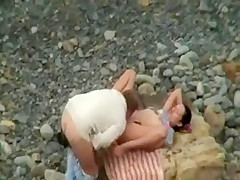 Amateur Fuck on the Beach