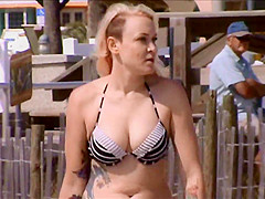 busty rock chick jiggly big tits