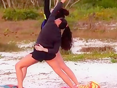 Yoga en la Playa #02