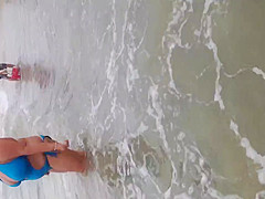 Major boobs on BBW Armenia Milf