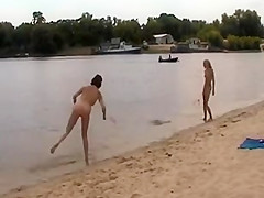 Teen girls on nude beach