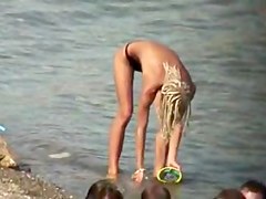 Voyeur. Nice Tits on public beach