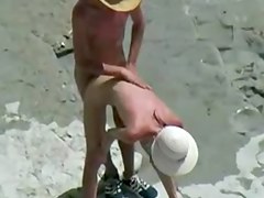 Amateur Beach Sex Standing Doggie Facecam