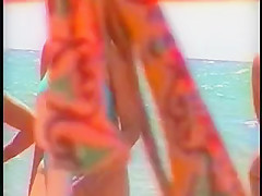 candid beach compilation 6