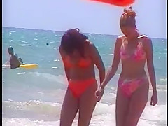 candid beach compilation 6