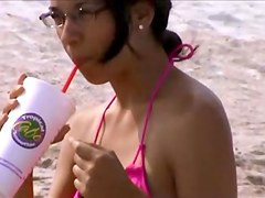 sexy foreign beach milf in saggy bikini,