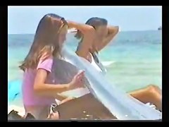Beach babe - voyeur video