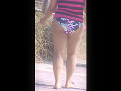 thick sexy jiggly ass spy 49, nice ass