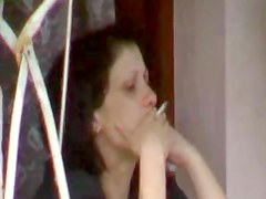 My neighbor smokes , she loves to fuck .