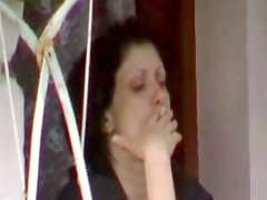 My neighbor smokes , she loves to fuck .