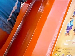 Loira gostosona pagando bundinha na praia - BR