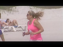 hotty with nice bouncing jogging tits in slow motion