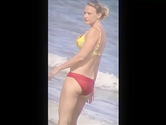 candid hot milf beach spy, tit slip, nice show