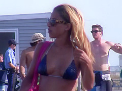 Latina Bikini Camel Toe Showoff