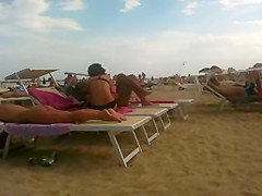 Perfect tan ass on the beach