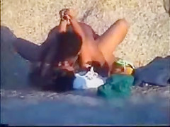 Voyeur video - beach sex