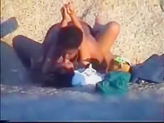 Voyeur video - beach sex