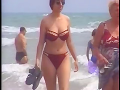 candid beach compilation 2
