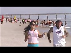 quick milf beach spy running huge tits 13