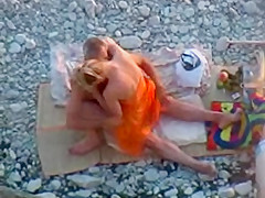 Public beach amateur fuck