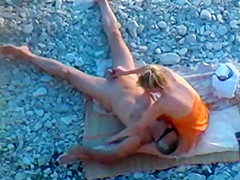 Public beach amateur fuck
