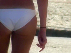 Nice Ass Babe w not mom