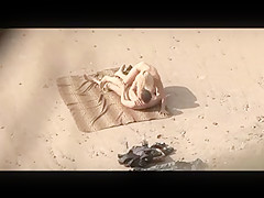 Voyeur on public beach. Hot young couple sex1