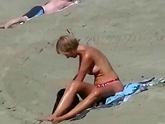 Lovely blondie - hidden cam