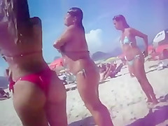 Big Booty On The Beach 2014