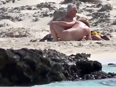 Beach Blowjob