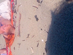 Candid Sexy Teen Beach Feet with Faceshot