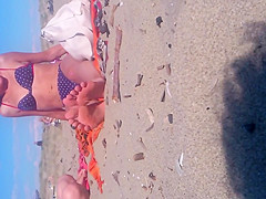 Candid Sexy Teen Beach Feet with Faceshot