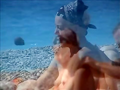 beach girl 010 incredible topless dutch girl