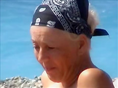 beach girl 010 incredible topless dutch girl