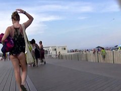 Jiggly Ass Teen