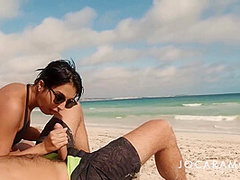 Blowjob On A Public En Route ( 1) - Beach Erotica