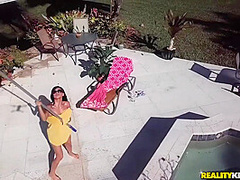 Tight Latina Housewife Squats On Monstrous Cock With Big Scrotum - Sean Lawless And Heather Vahn