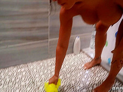 Spunking Up Her Shower Time With Steve Holmes, Luna Star - Brazzers