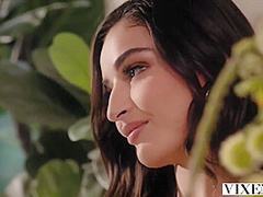 Emily Willis - Pampered Models Want More From Stepdaddy