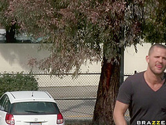 Curiosity Filled The Snatch With Natalia Rossi, Scott Nails - Brazzers