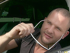 Curiosity Filled The Snatch With Natalia Rossi, Scott Nails - Brazzers